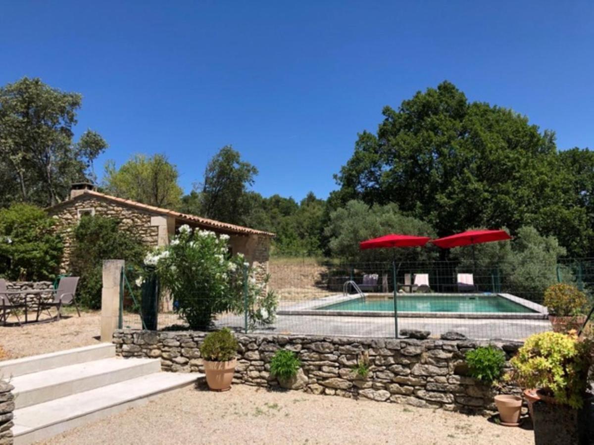 Stylish House With Heated Pool In Lacoste ラコステ エクステリア 写真